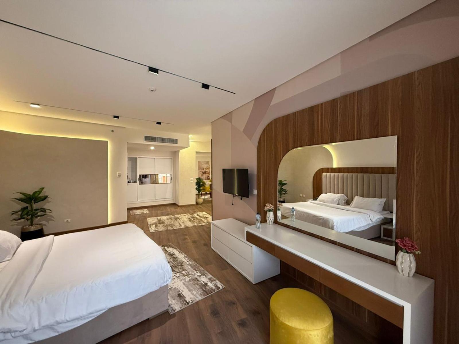 Tolip Family Park Hotel Cairo Exterior photo A bedroom at the hotel